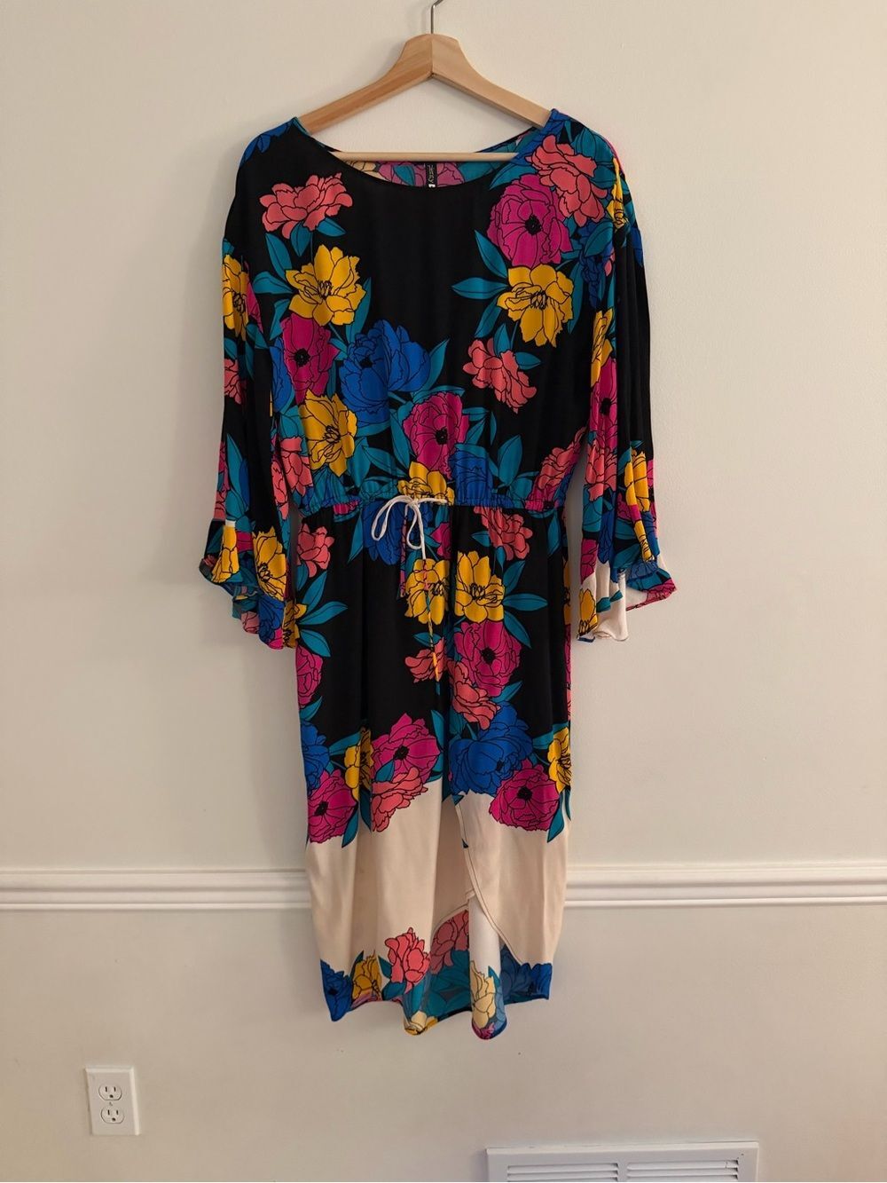 Floral Tie-Waist Midi Faux Wrap Dress in Black and Multicolor Floral